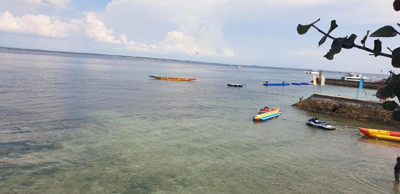Mactan Newtown Condo With Garden And Ocean View 8Newtown Blvd Lapu-Lapu City Exterior photo